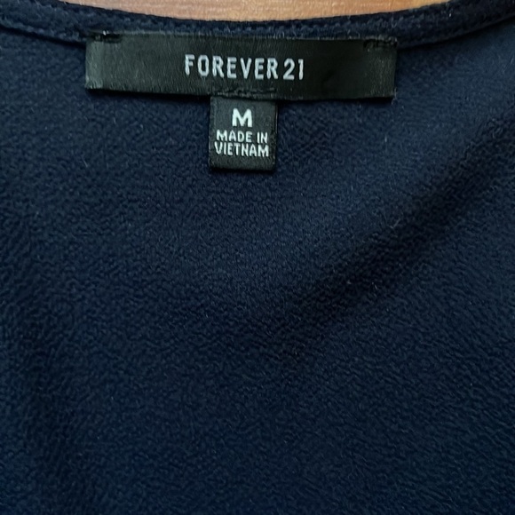 Forever 21 women’s navy blue dress Size Medium - Picture 5 of 8